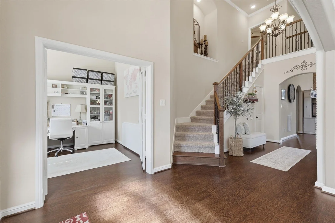 Photo of 27920 Seger Bend Trail