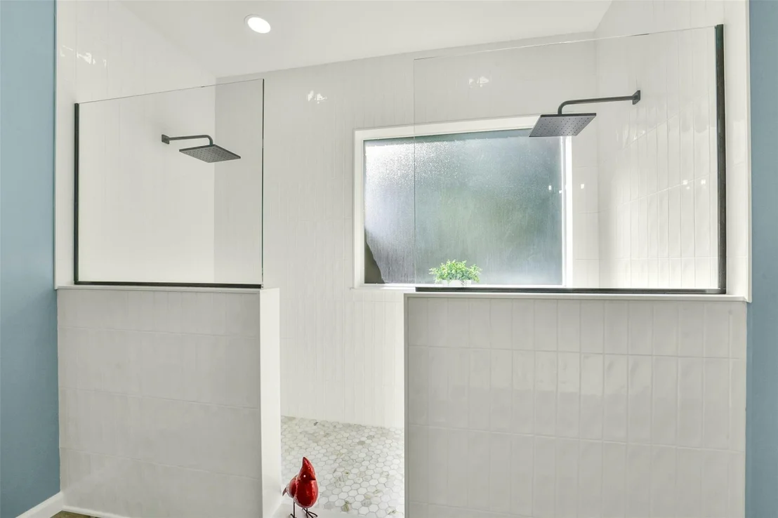 Photo of 15730 Lake Loop Drive