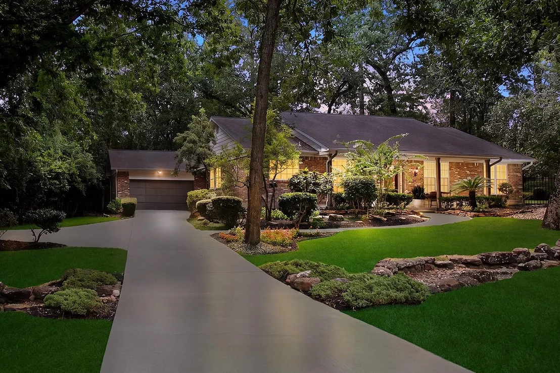Photo of 10117 Shady Hollow Drive