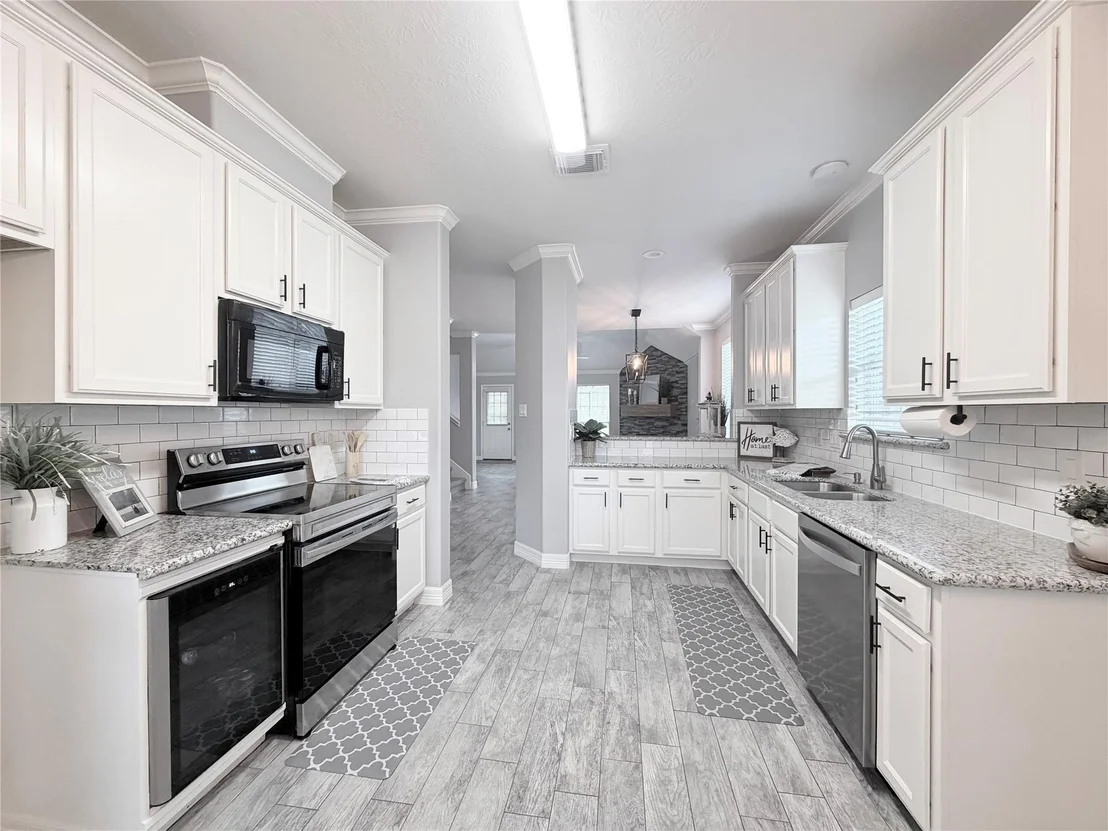 Photo of 13314 Hidden Valley Drive