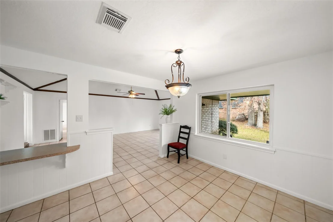 Photo of 307 Bickett Lane