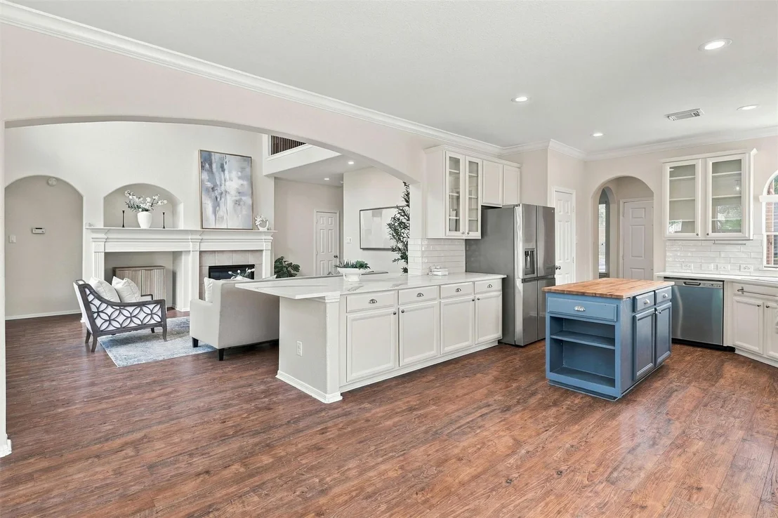 Photo of 7807 Ravens Point Drive