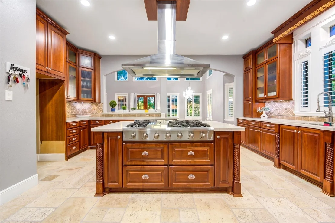 Photo of 200 Creekside Court