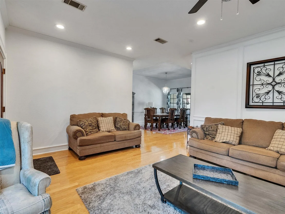 Photo of 12741 Eastbrook Drive