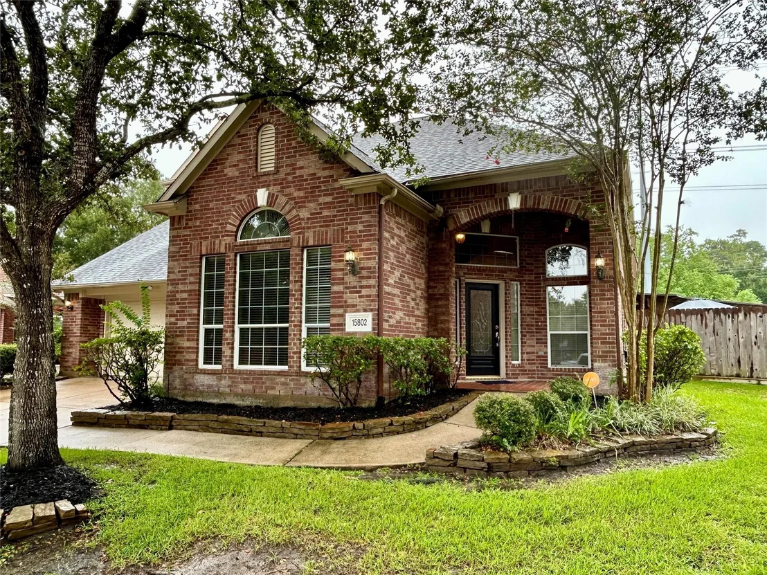 Photo of 15802 Deerpath Court