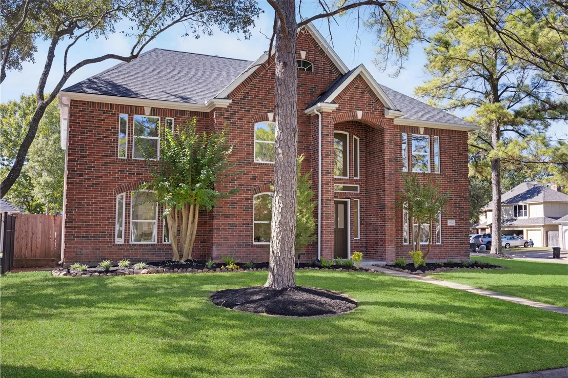 Photo of 1802 Field Briar Drive