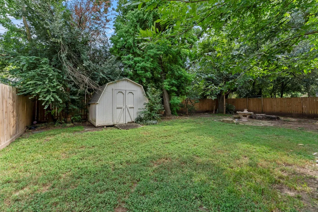 Photo of 2318 Rolling Glen Drive