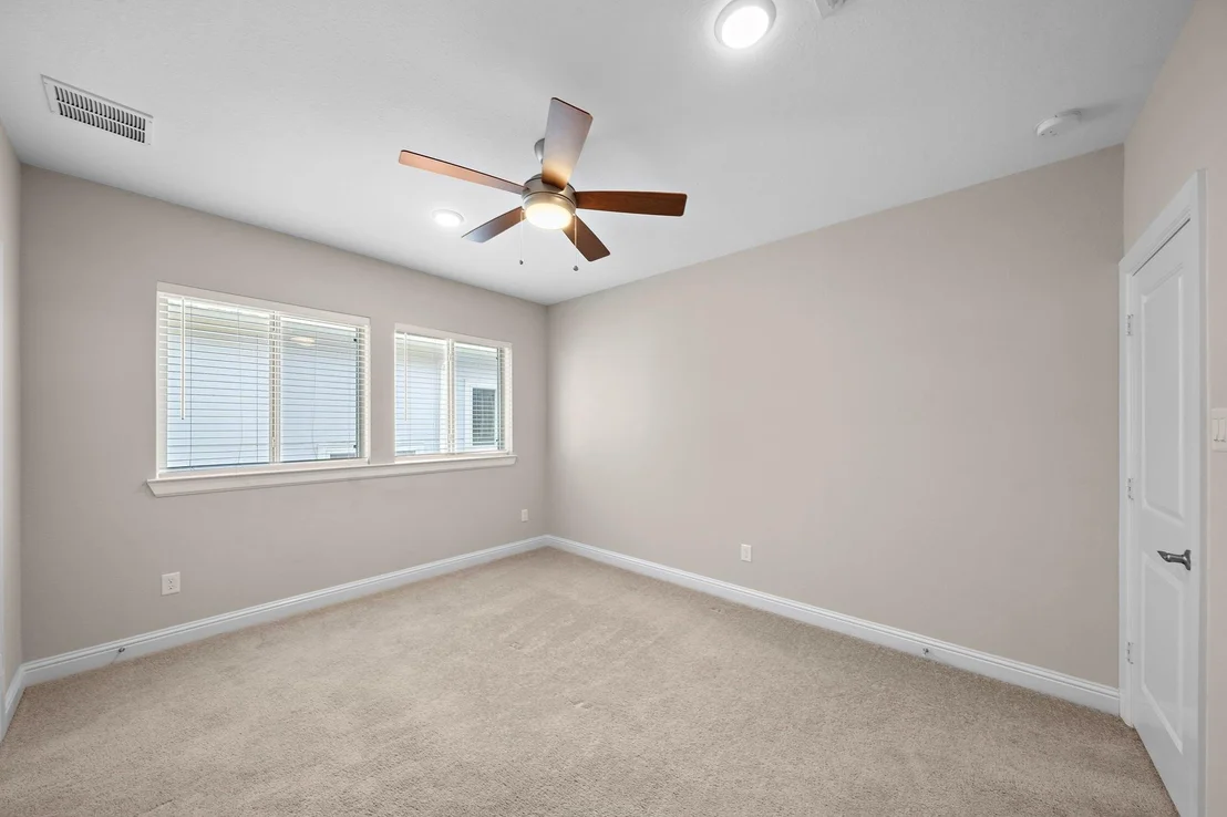 Photo of 1404 Arkley Way
