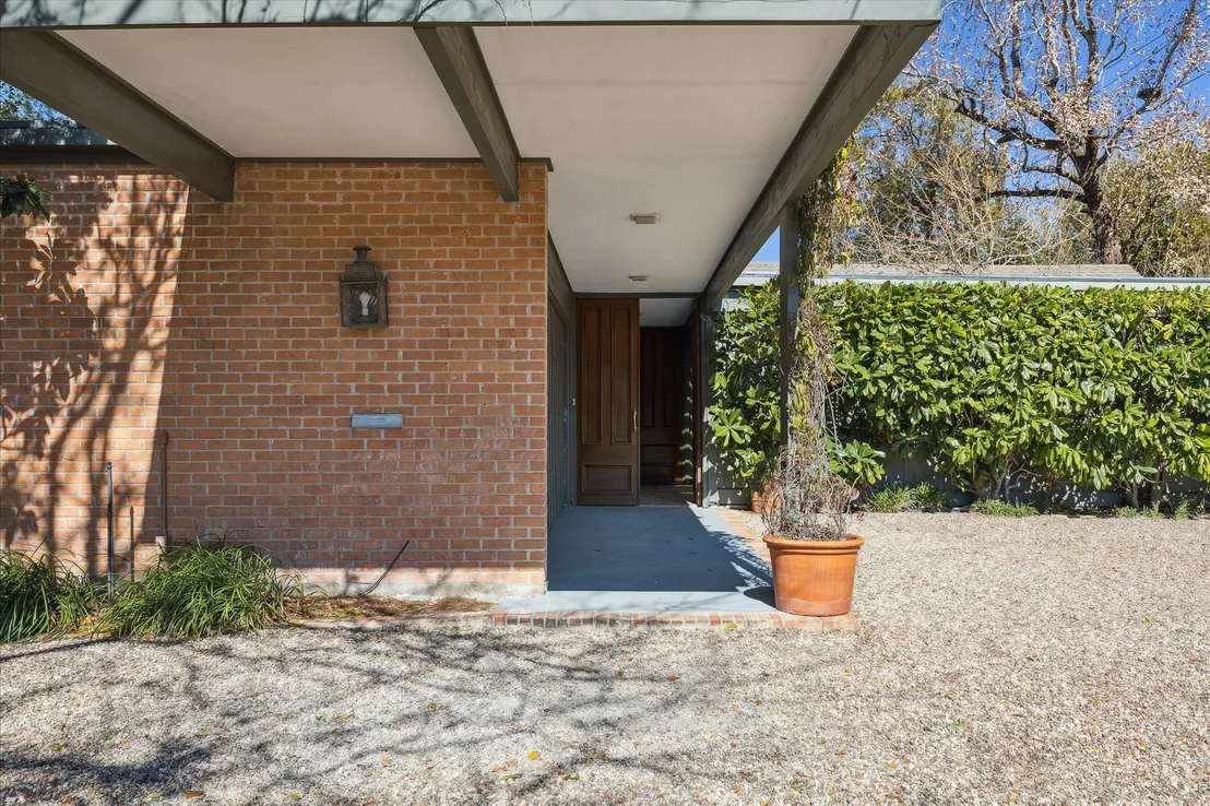 Photo of 6202 Valley Forge Drive