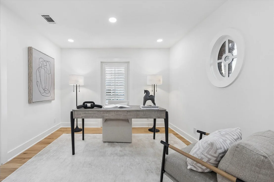 Photo of 6434 Pineshade Lane