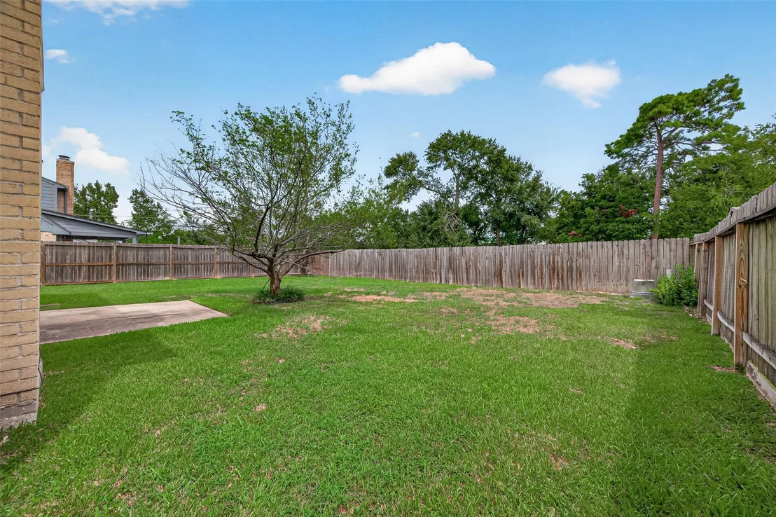 Photo of 18534 Sweetmeadow Drive