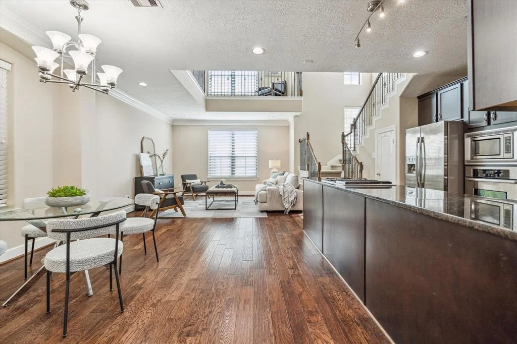 Photo of 3207 Garden Oaks View