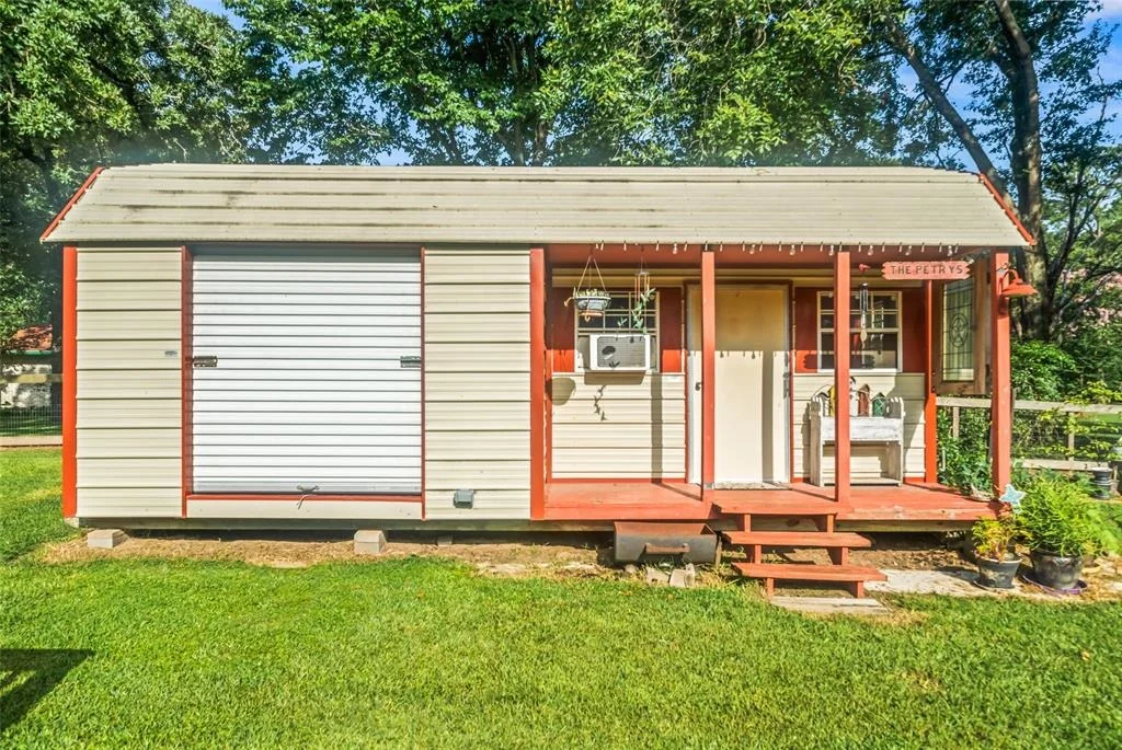 Photo of 626 Ruby Lane