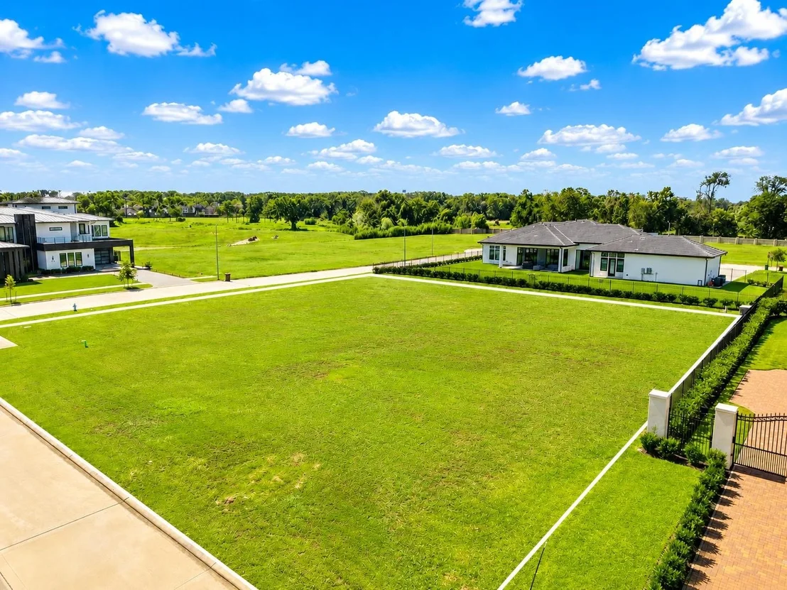 Photo of 3 Alexandra Way Circle