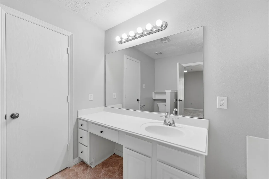 Photo of 3435 Red Cedar Drive