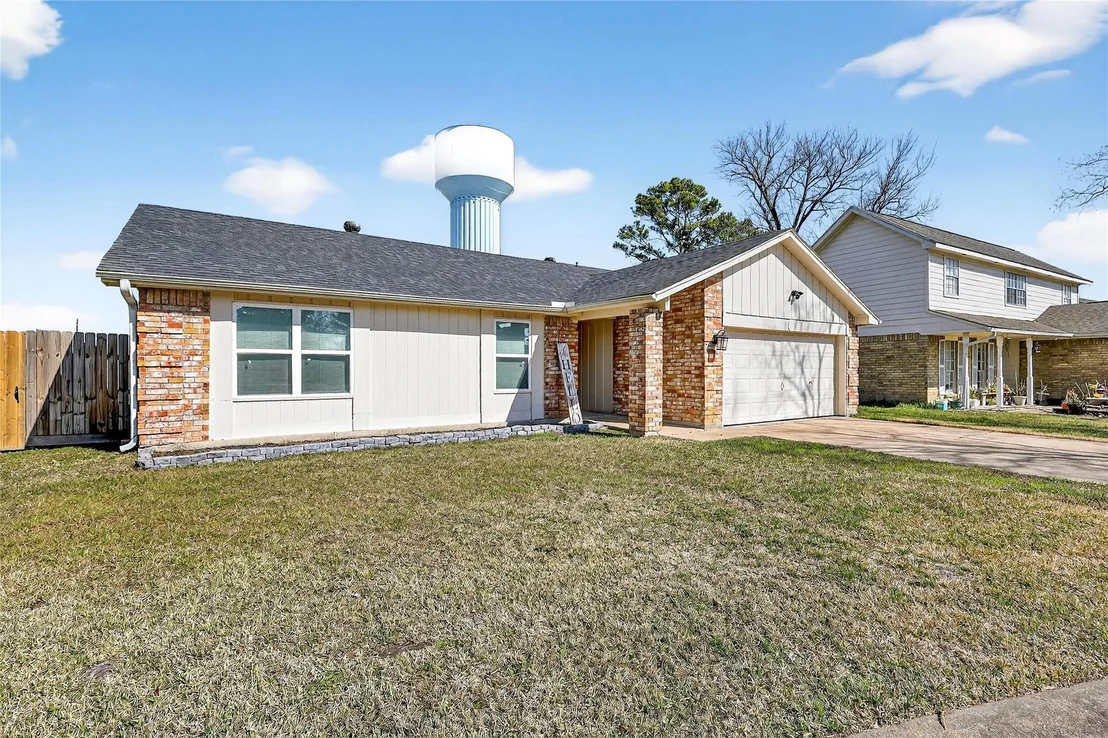 Photo of 9514 Marblemount Drive