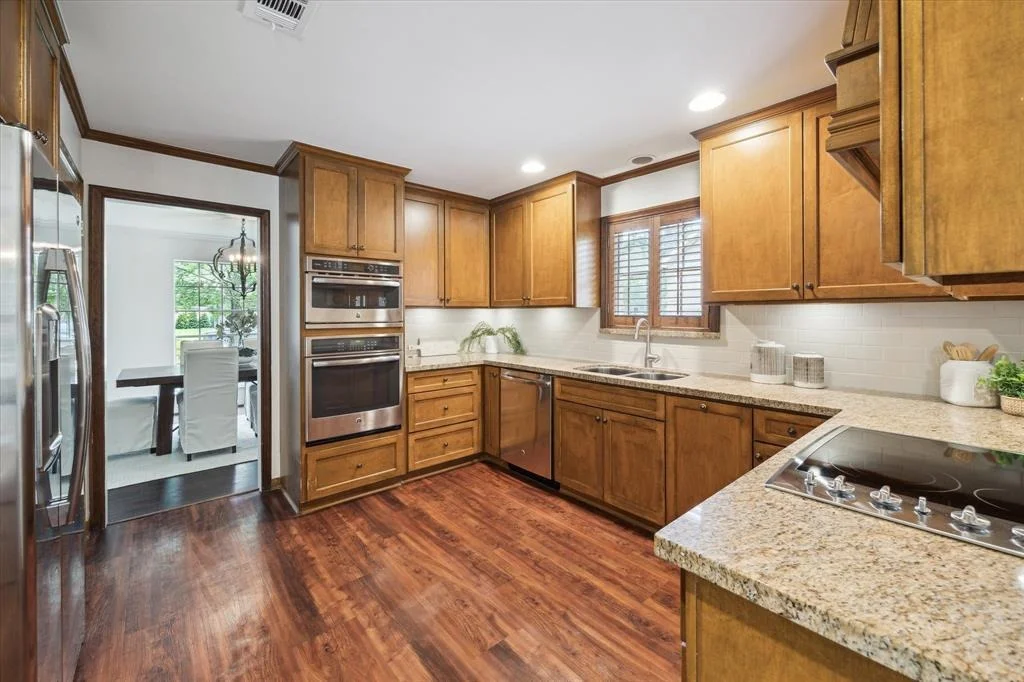 Photo of 807 Thornbranch Drive