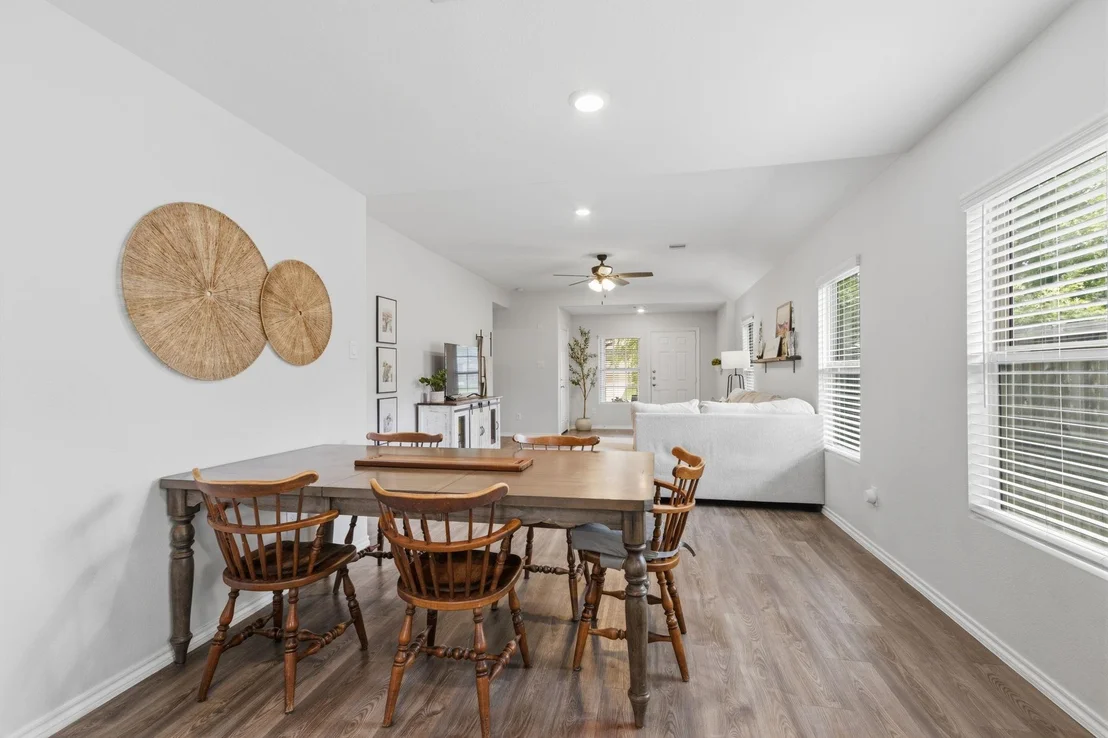 Photo of 1307 Winding Willow Drive