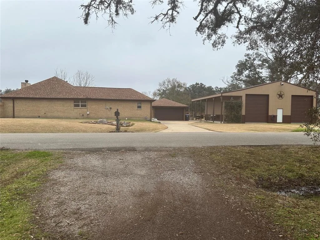 Photo of 625 County Road 698