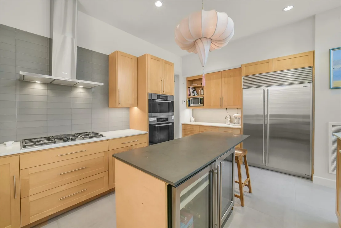 Photo of 15 Hudson Circle