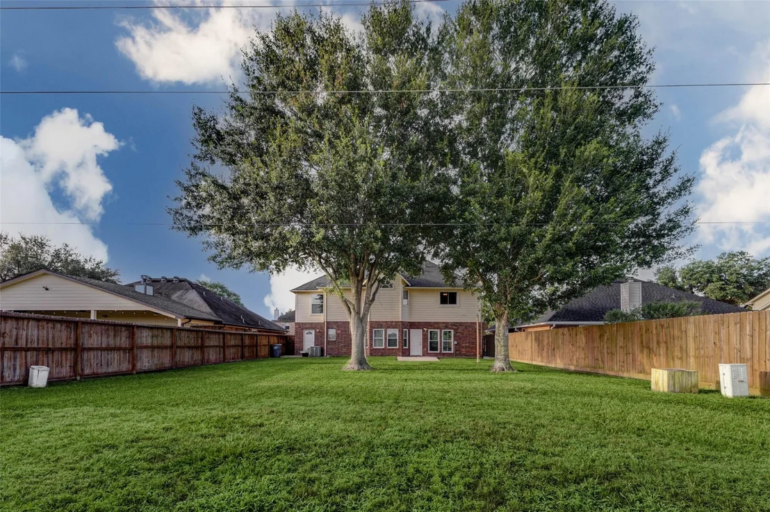 Photo of 21638 Wildcroft Drive