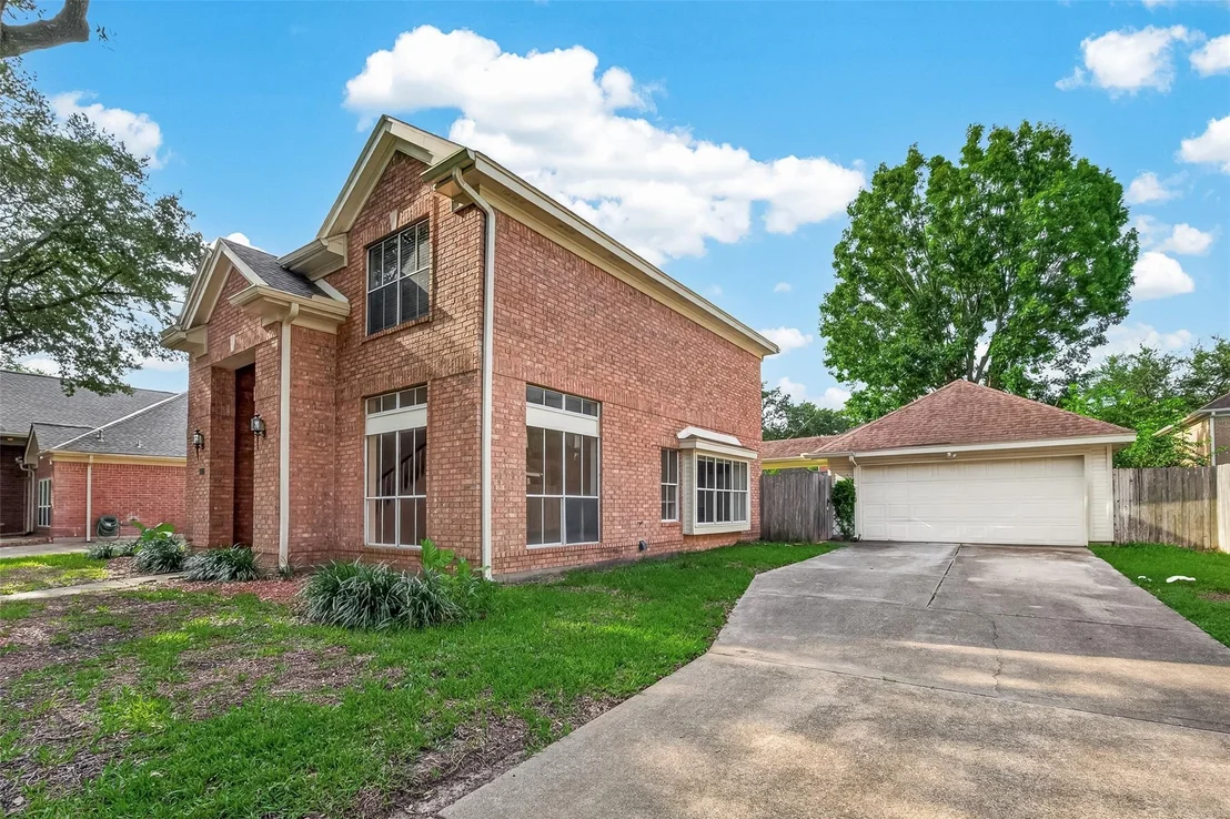 Photo of 14139 Swallowfield Drive