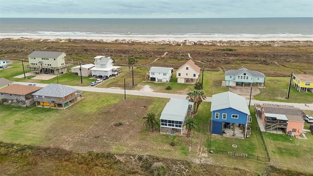 Photo of 385 Beachfront Drive