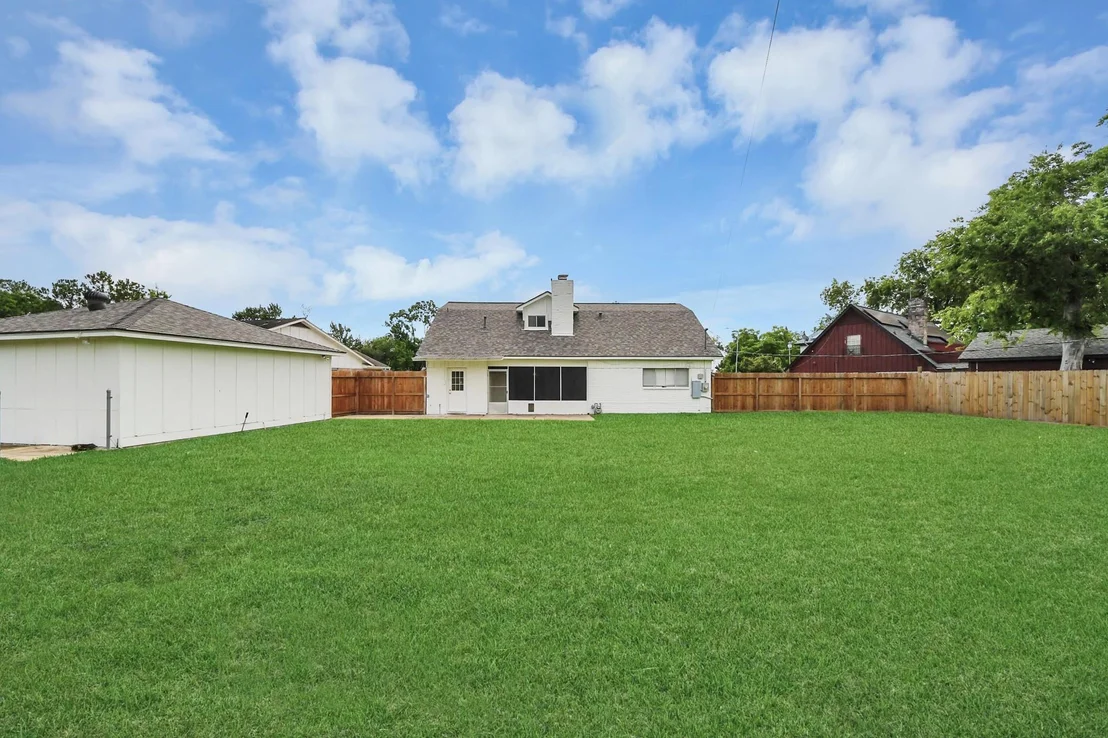 Photo of 7230 Pella Drive