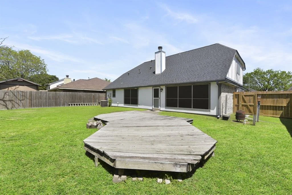 Photo of 3816 Redbud Drive