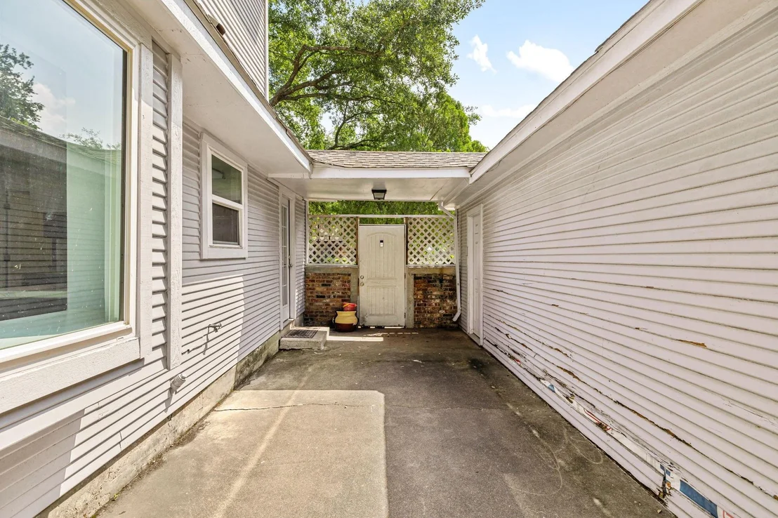 Photo of 2114 Briargreen Drive