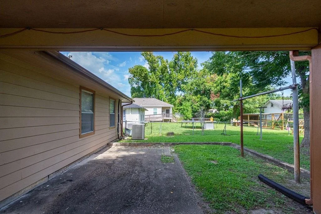 Photo of 8002 Richland Drive