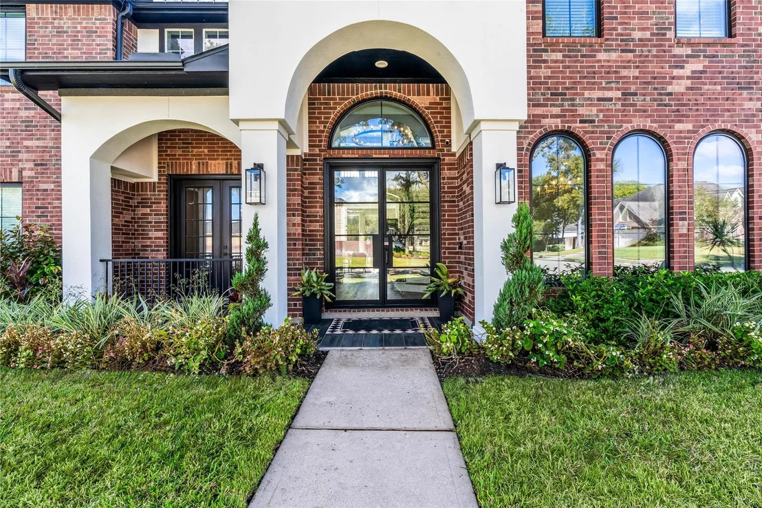 Photo of 7714 Long Shadows Drive