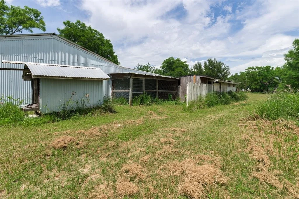 Photo of 4617 Young Street