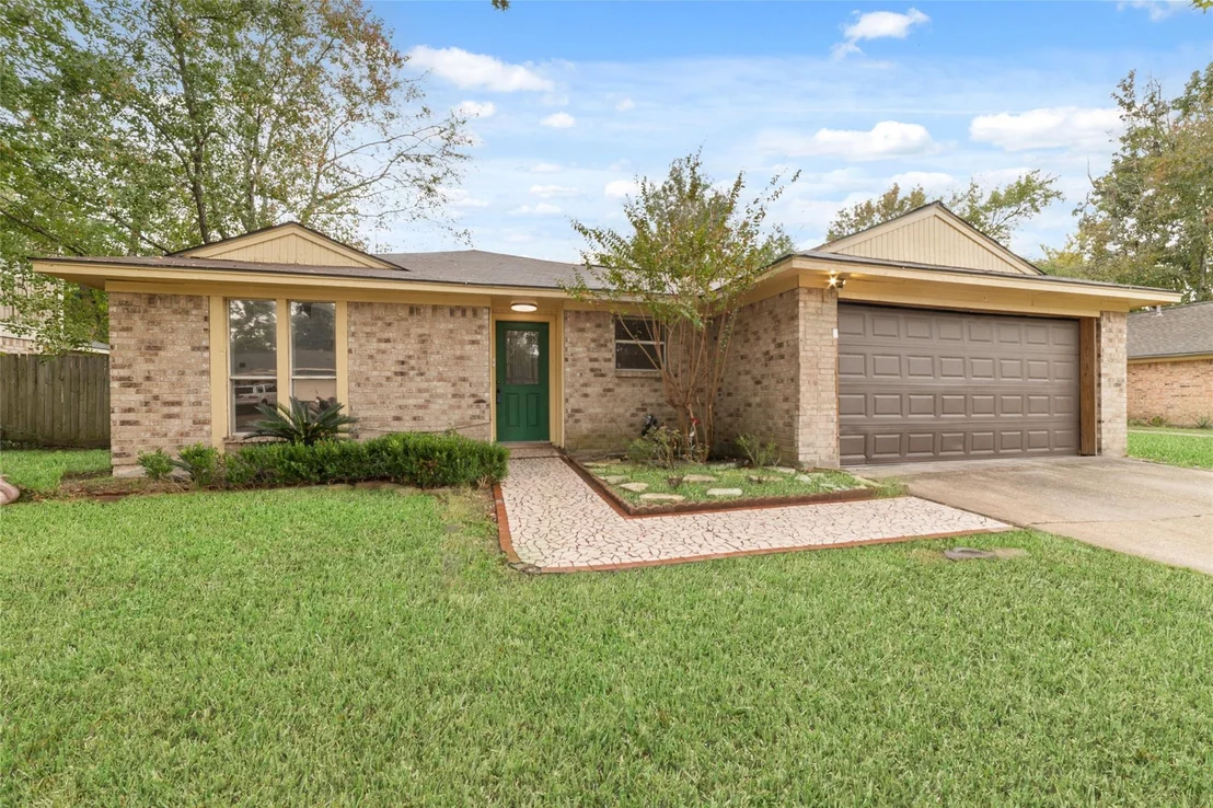 Photo of 2318 Gumspring Lane