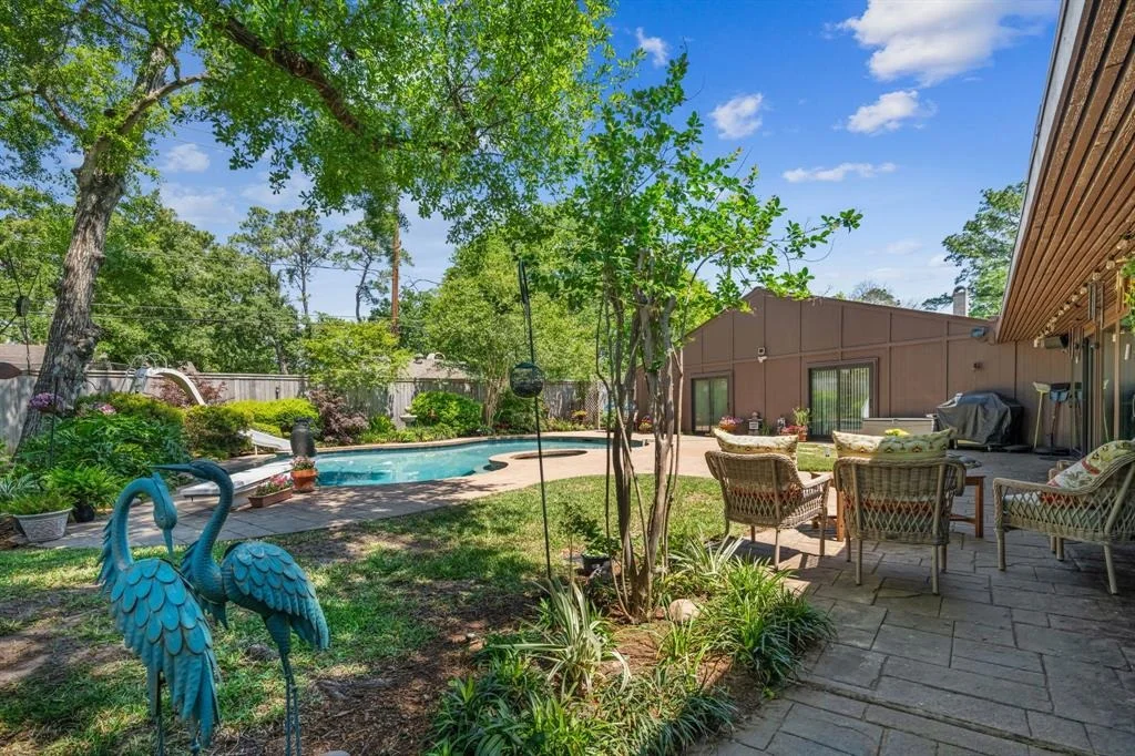 Photo of 10318 Pine Forest Road
