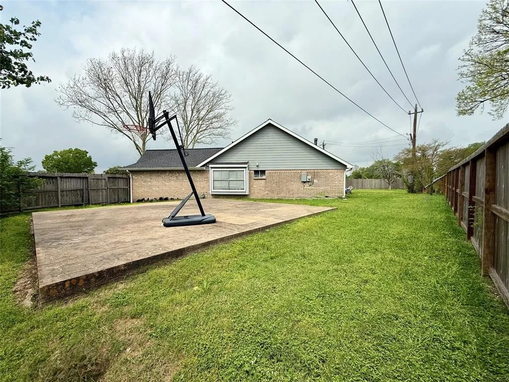 Photo of 1905 Westside Drive