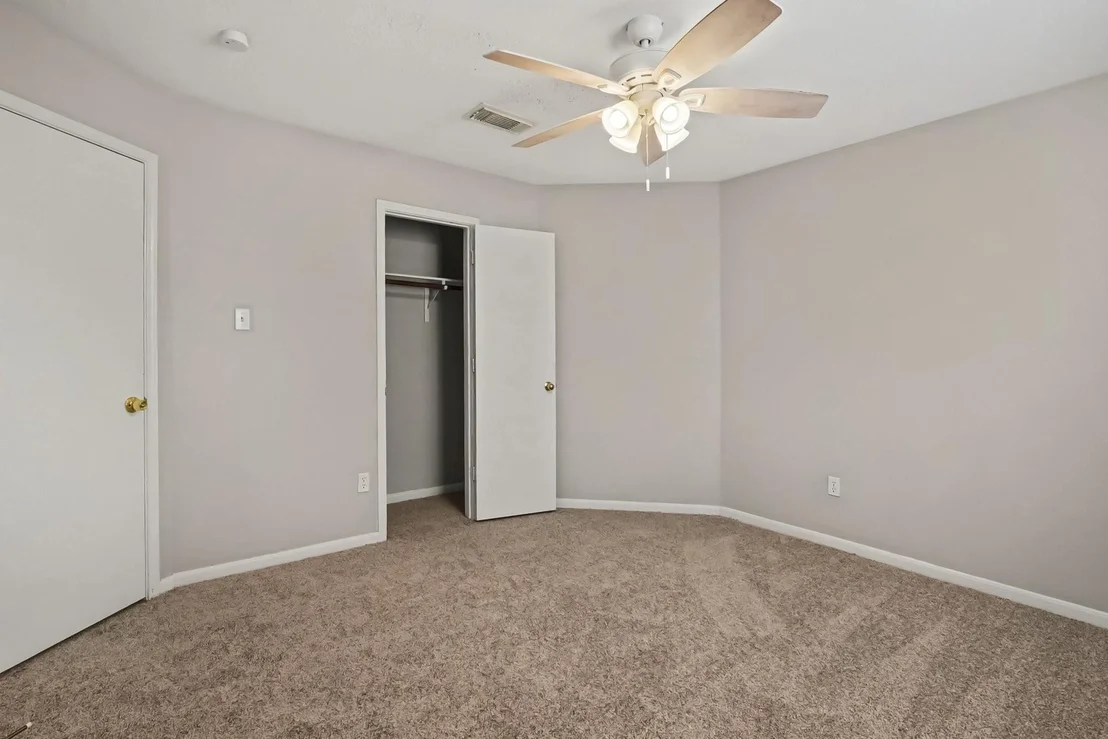 Photo of 2414 Halstead Drive