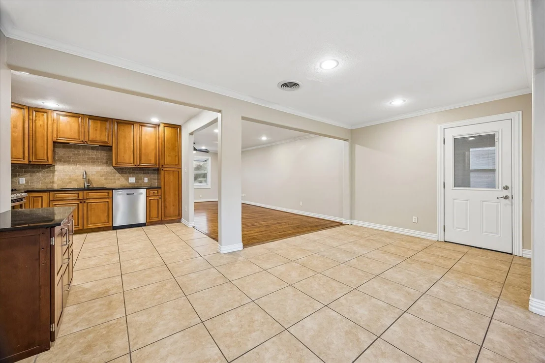 Photo of 4402 Libbey Lane