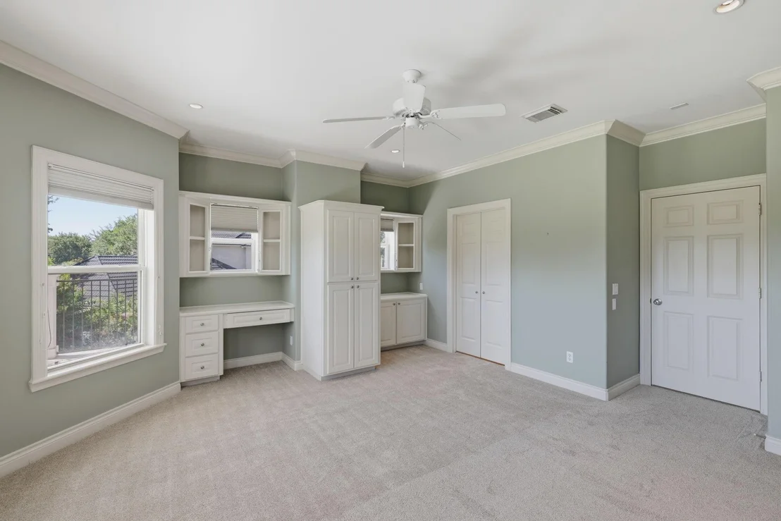 Photo of 25722 Haven Lake Drive
