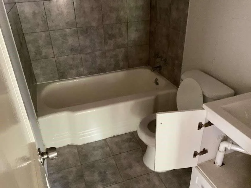 Photo of 621 W 7th Street