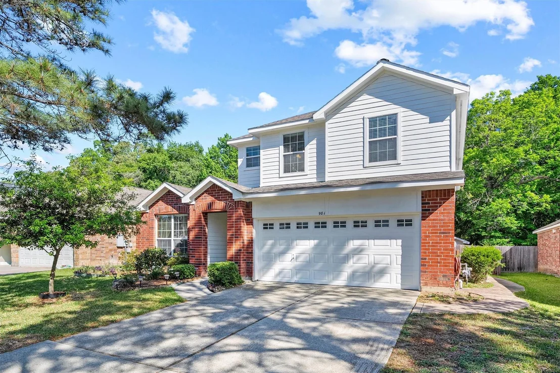 Photo of 981 Doire Drive