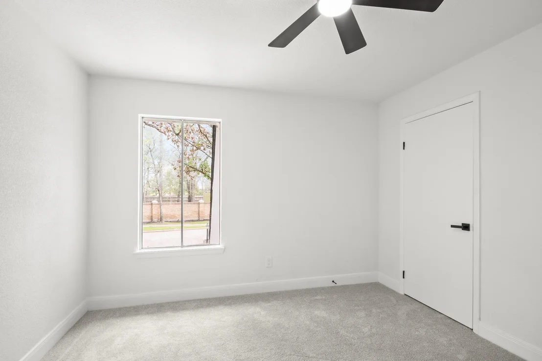 Photo of 19431 Enchanted Oaks Drive