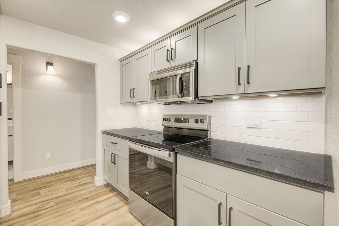 Photo of 214 2nd Street