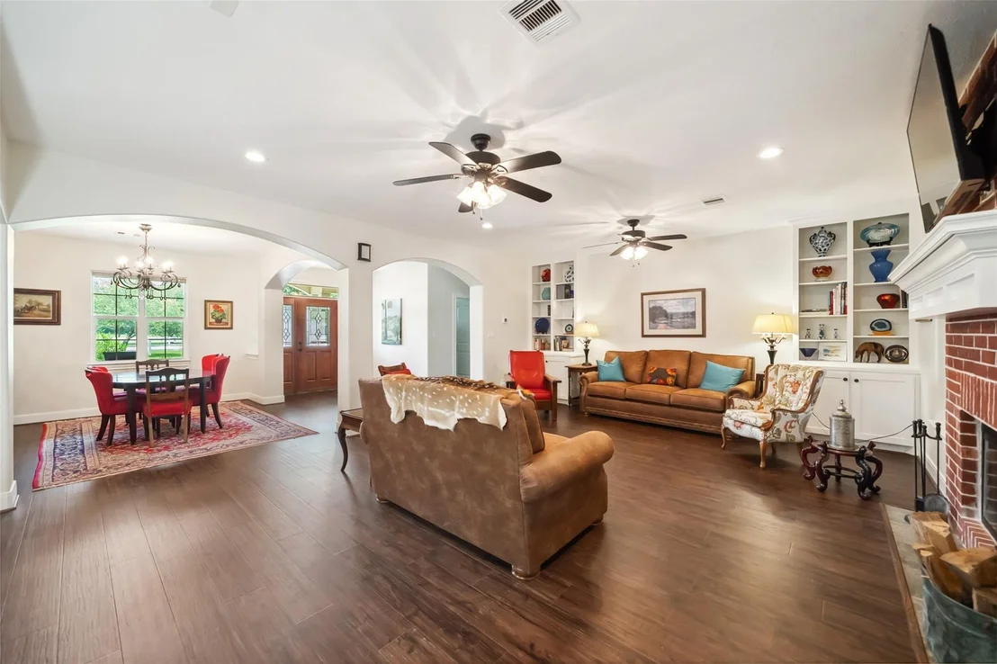 Photo of 32027 Meadow View Lane