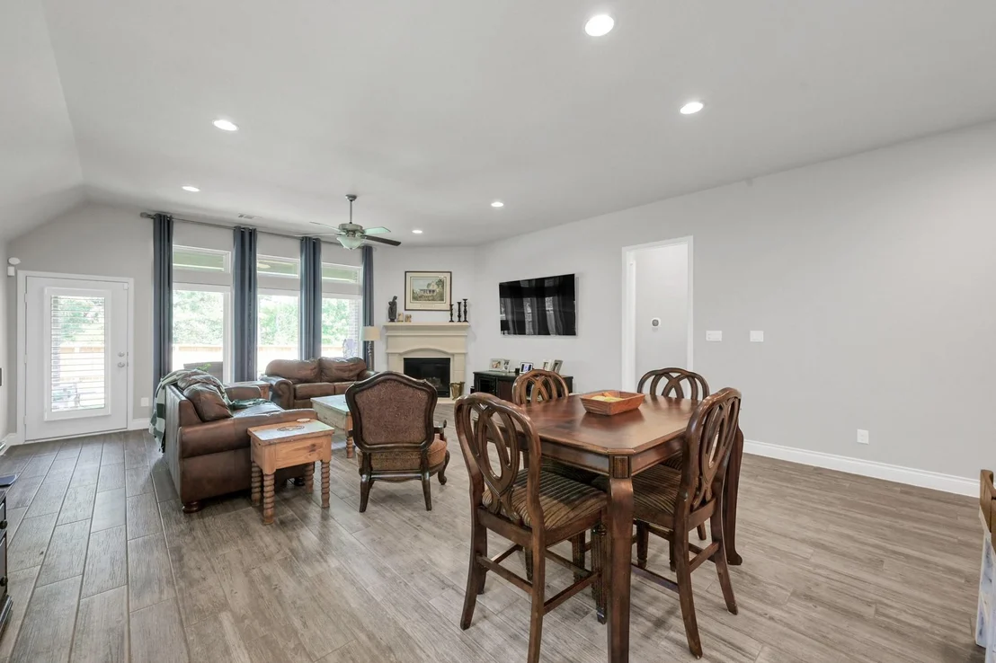 Photo of 147 Del Carmen Drive