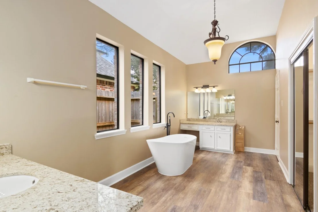 Photo of 6039 Spring Creek Lane
