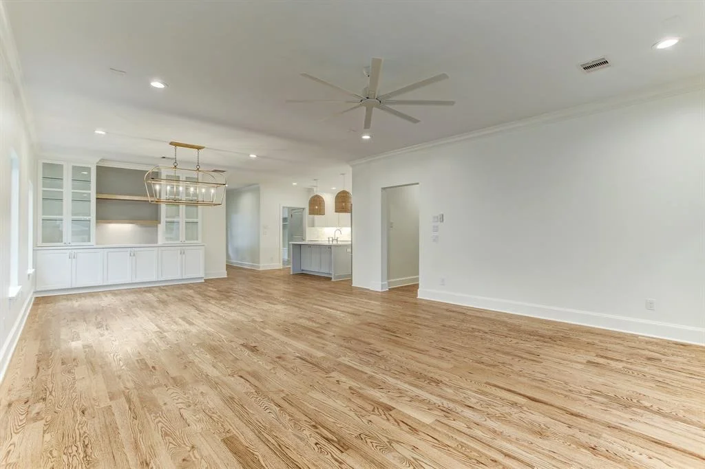 Photo of 1842 Chantilly Lane