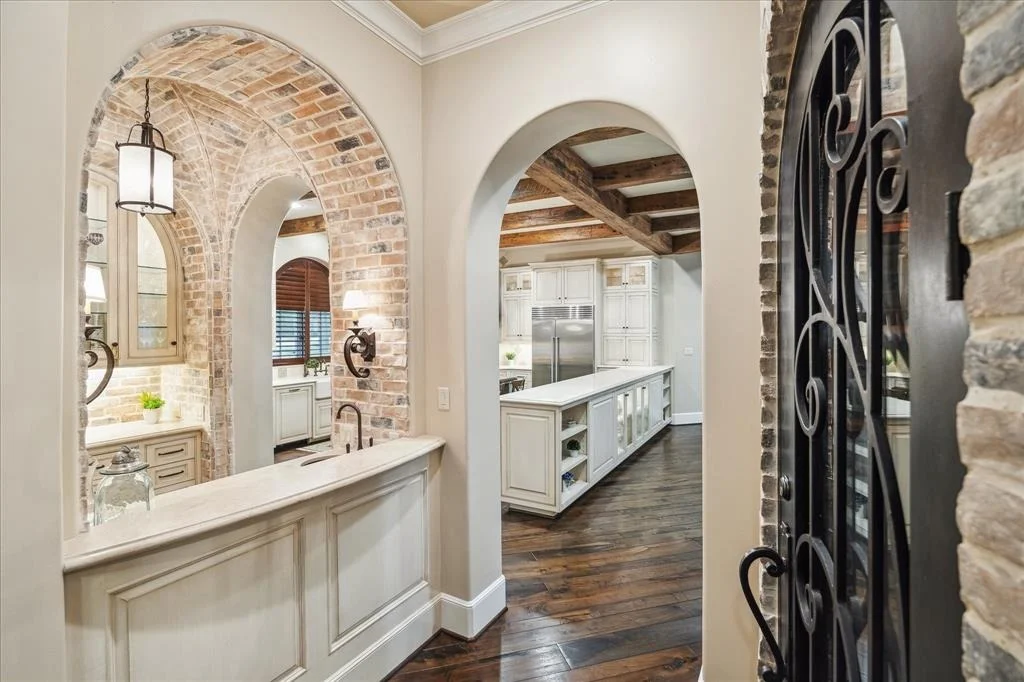 Photo of 1303 Pine Chase Drive