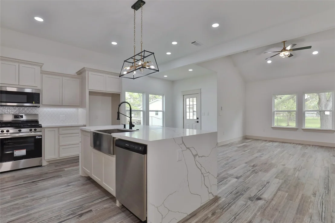 Photo of 223 Laurel Street