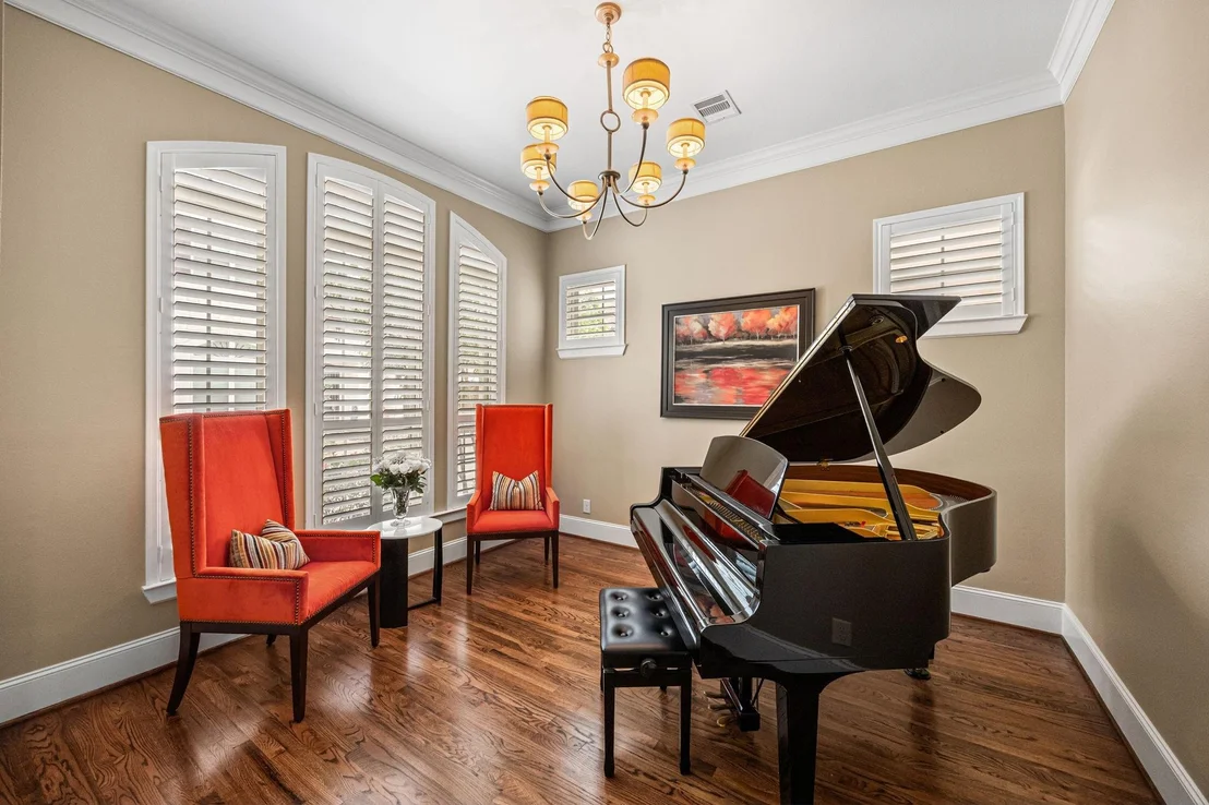 Photo of 8413 Moritz Green